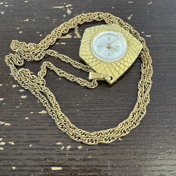 Lucerno Vintage Antimagnetic Swiss Wind Up Watch Works 23” Gold Tone Necklace - Picture 3 of 5